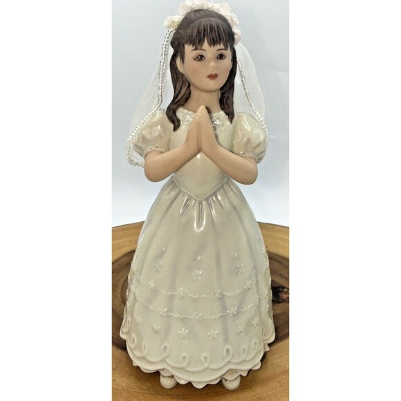 Vintage Lenox First Communion Brunette Girl Figurine by Sandra Kuck 9” - Picture 12 of 12